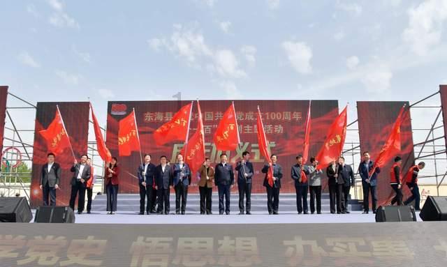杨丽娟、邹渐督导检查道路交通安全和抗凝保畅工作