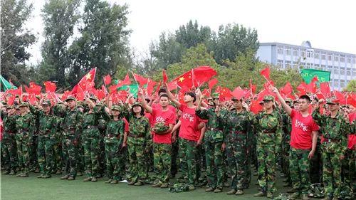 代表委员风采录 | 李世瑶代表:科技赋能农业 让村民的日子越来越好