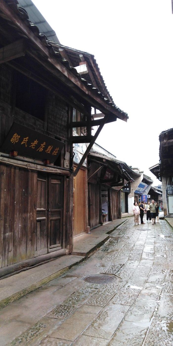 诺基亚盘前涨近7%，启动6亿欧元股票回购计划